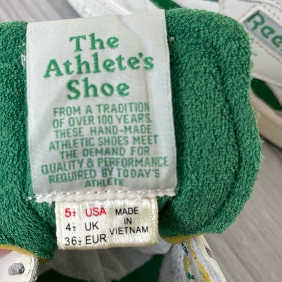 Reebok Club C Revenge Vintage Sneakers 
Chalk / Paper White / Glen Green - Picture 15 of 16